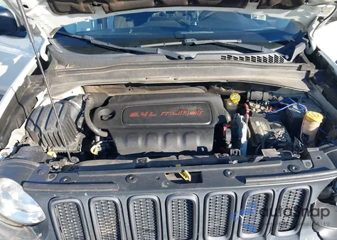 2015 Jeep Renegade Trailhawk from USA, damaged, VIN ZACCJBCTXFPB78030